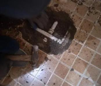 浪卡子卫生间漏水维修公司为您分享下卫生间渗水如何处理及注意事项